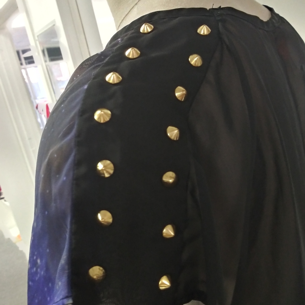 Blouse - Picture 3 of 4